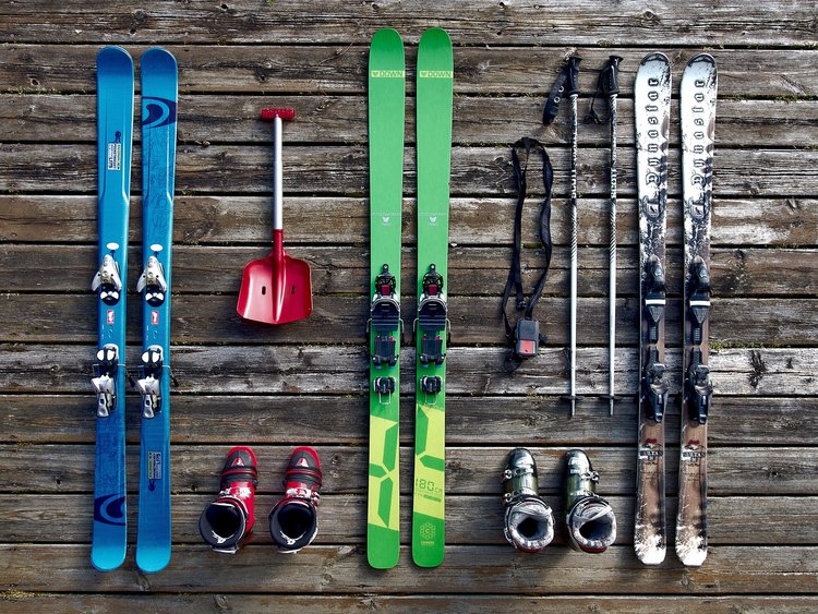 What Winter Wear to Wear for Your Skiing Adventure